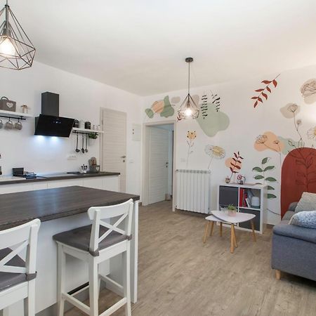 Apartment Vinotoc Izola Εξωτερικό φωτογραφία